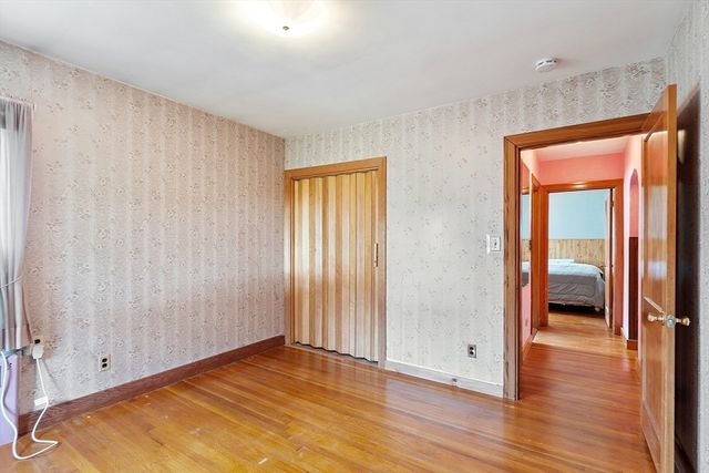 2 Oaklandvale Avenue, Saugus, MA 01906