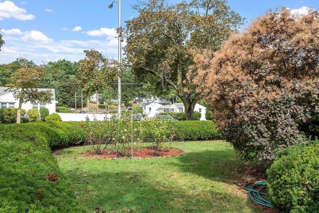 2 Oaklandvale Avenue, Saugus, MA 01906