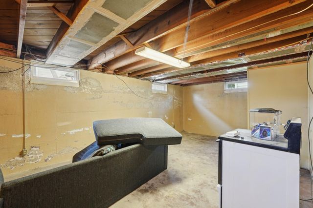 181 S Quentin Road, Newark, OH 43055