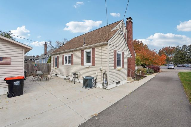 181 S Quentin Road, Newark, OH 43055