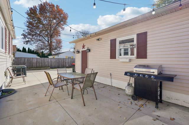 181 S Quentin Road, Newark, OH 43055