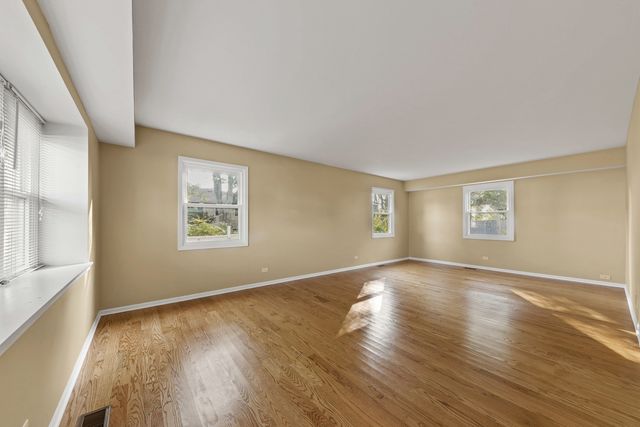 1121 Belmar Lane, Buffalo Grove, IL 60089