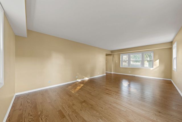 1121 Belmar Lane, Buffalo Grove, IL 60089