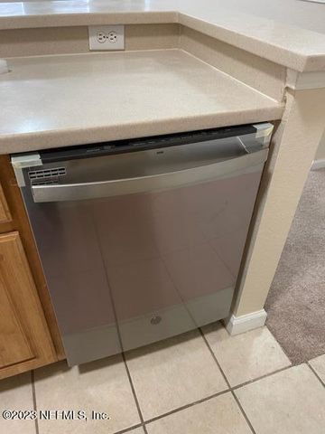 10075 N GATE Parkway 1612, Jacksonville, FL 32246