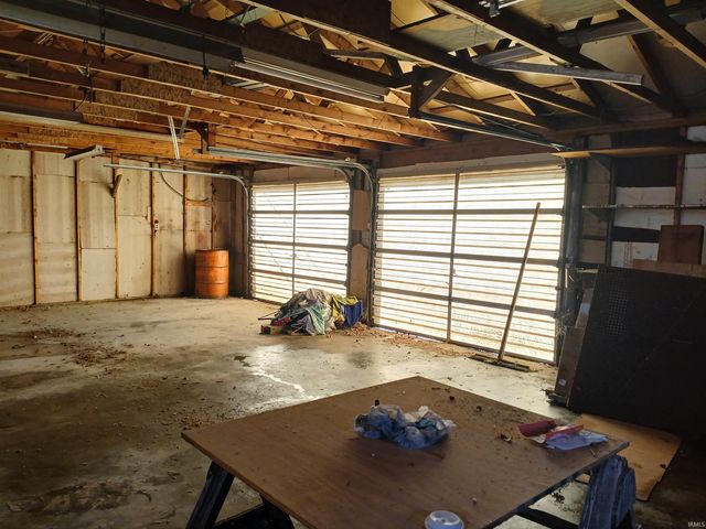 1306 1st St, Bedford, IN 47421