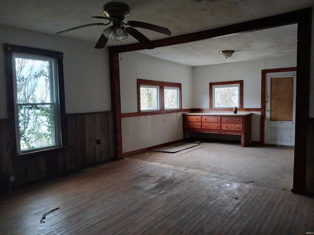 1306 1st St, Bedford, IN 47421