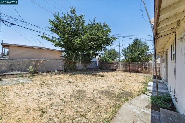 373 Sawyer St, Vallejo, CA 94589