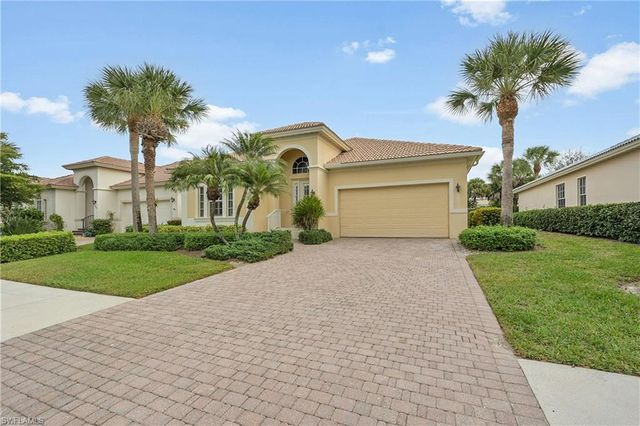 5569 WHISPERING WILLOW WAY, Fort Myers, FL 33908