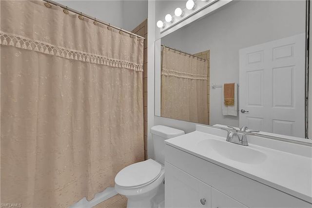 5569 WHISPERING WILLOW WAY, Fort Myers, FL 33908