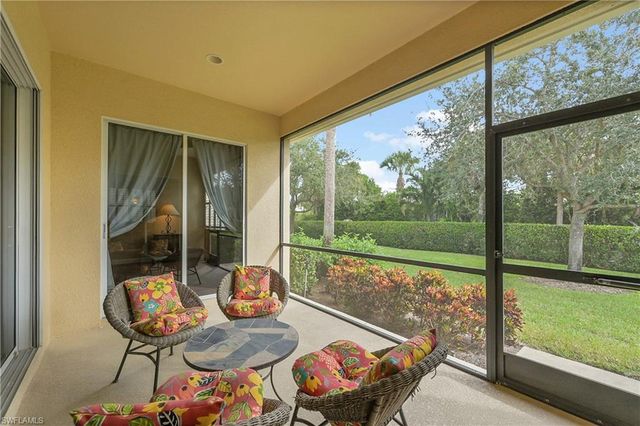 5569 WHISPERING WILLOW WAY, Fort Myers, FL 33908