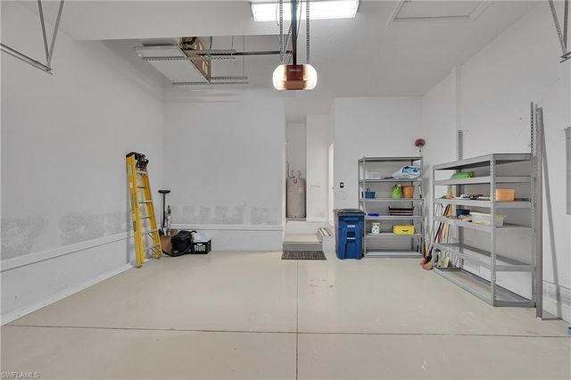 5569 WHISPERING WILLOW WAY, Fort Myers, FL 33908