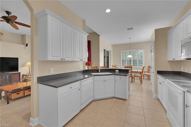 5569 WHISPERING WILLOW WAY, Fort Myers, FL 33908