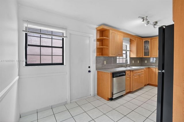 14722 SW 110th Ter 0, Miami, FL 33196