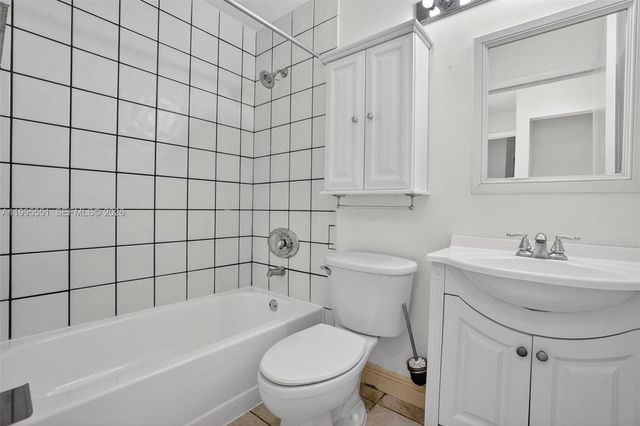 14722 SW 110th Ter 0, Miami, FL 33196