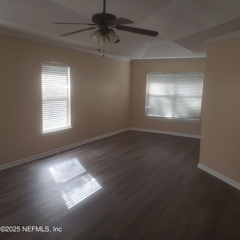 8602 LONGFORD Drive, Jacksonville, FL 32244
