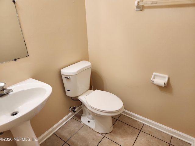 8602 LONGFORD Drive, Jacksonville, FL 32244