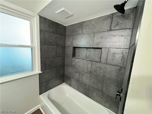 18108 Mccracken Road, Maple Heights, OH 44137