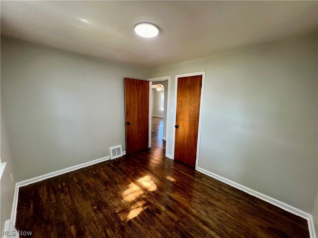 18108 Mccracken Road, Maple Heights, OH 44137