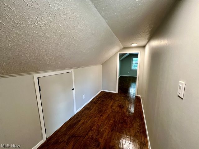 18108 Mccracken Road, Maple Heights, OH 44137