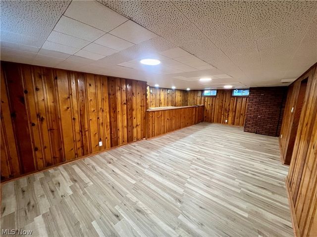 18108 Mccracken Road, Maple Heights, OH 44137