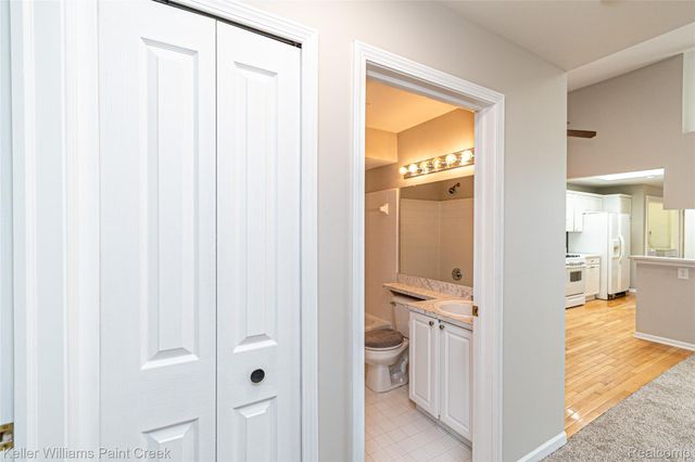 48619 Sugarbush Court, Utica, MI 48315