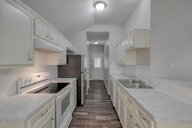 2155 Redwing WAY, Round Rock, TX 78664