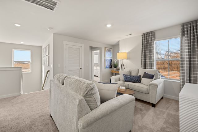 6364 N New Hope Road, Hermitage, TN 37076