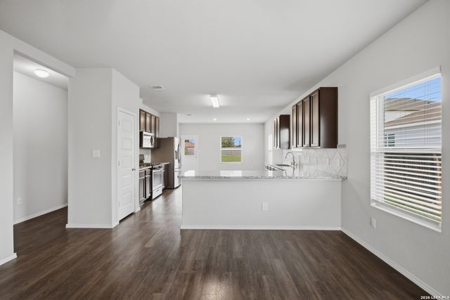 5403 Daniel Way, St Hedwig, TX 78152