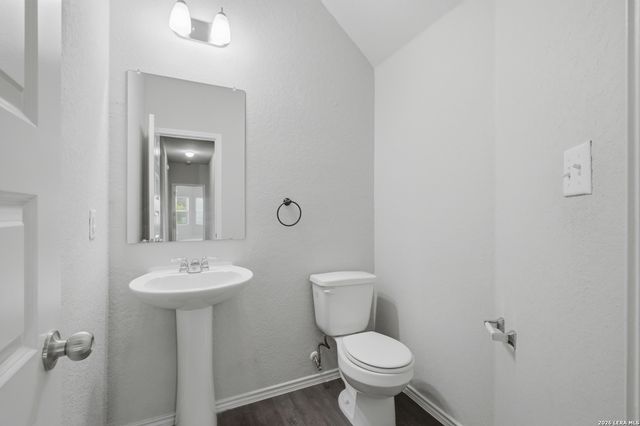 5403 Daniel Way, St Hedwig, TX 78152