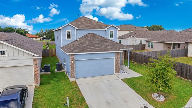 5403 Daniel Way, St Hedwig, TX 78152