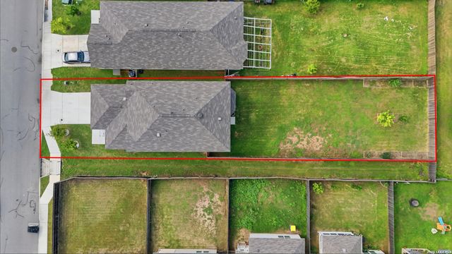 5403 Daniel Way, St Hedwig, TX 78152