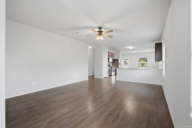 5403 Daniel Way, St Hedwig, TX 78152