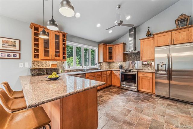 94 Hess Road, Valley Cottage, NY 10989