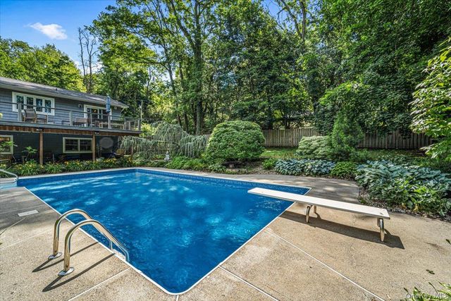 94 Hess Road, Valley Cottage, NY 10989
