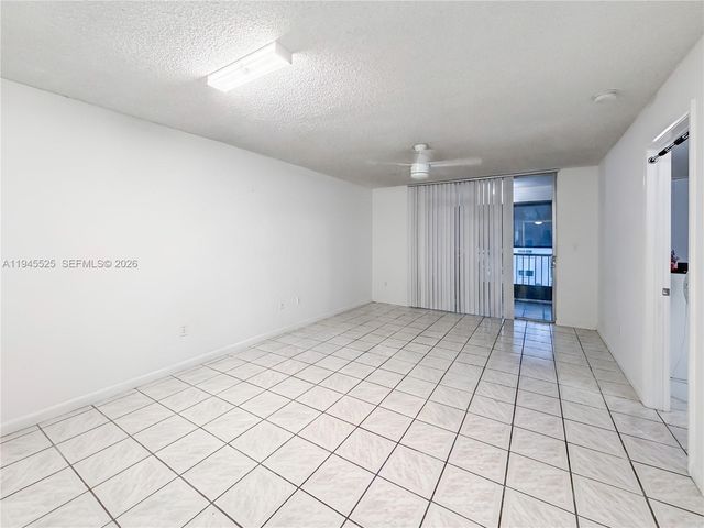 19761 SW 114th Ave 338, Miami, FL 33157