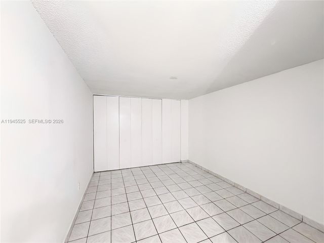 19761 SW 114th Ave 338, Miami, FL 33157