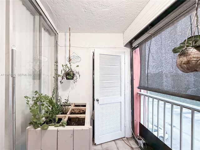 19761 SW 114th Ave 338, Miami, FL 33157