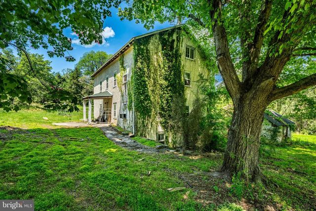 158 LOCKSLEY RD, Glen Mills, PA 19342