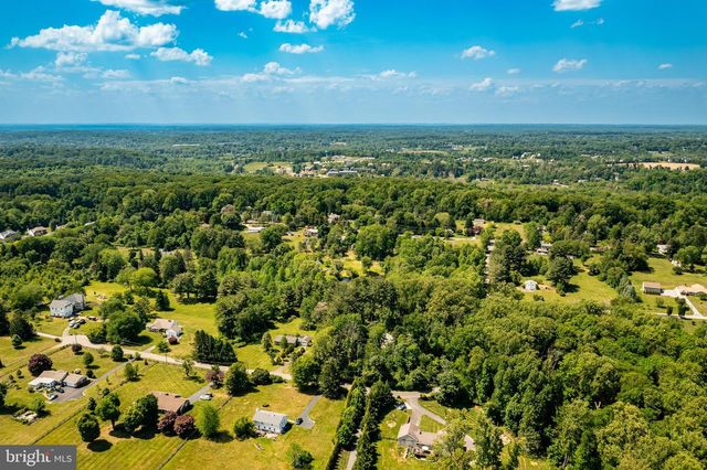 158 LOCKSLEY RD, Glen Mills, PA 19342