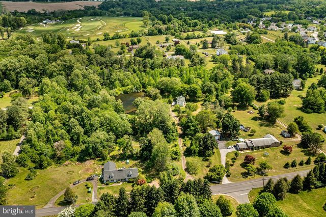 158 LOCKSLEY RD, Glen Mills, PA 19342