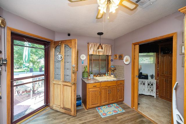 311 W Mcpherson, Canton, KS 67428