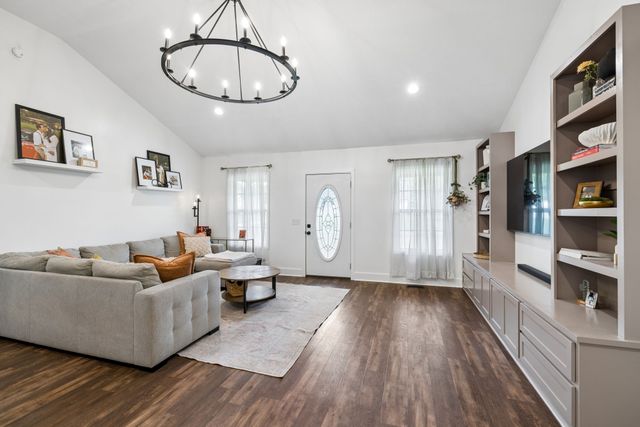 4495 Angela Way, Chapel Hill, TN 37034