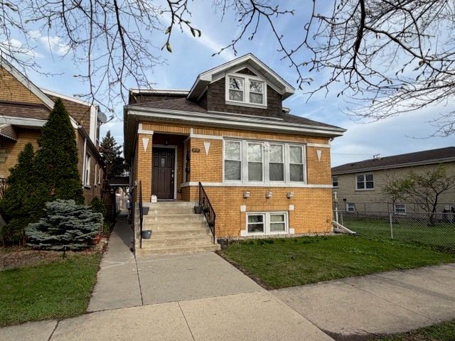 3737 N Oconto Avenue 2, Chicago, IL 60634