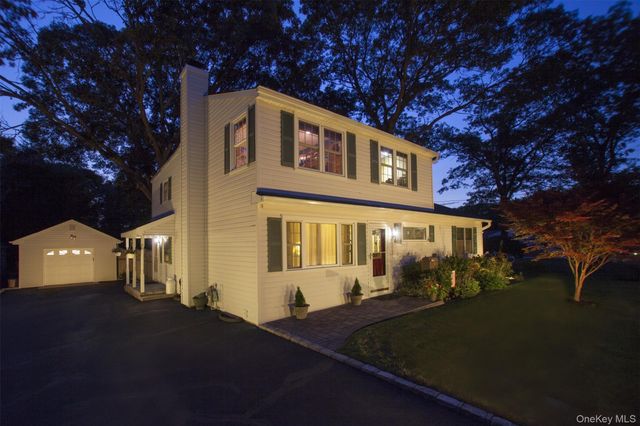 148 Malts Avenue, West Islip, NY 11795