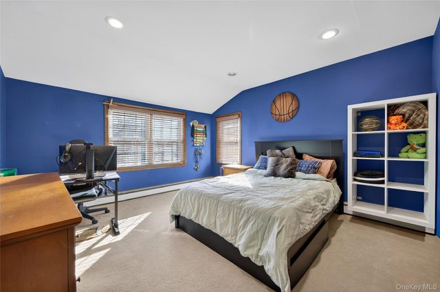 148 Malts Avenue, West Islip, NY 11795