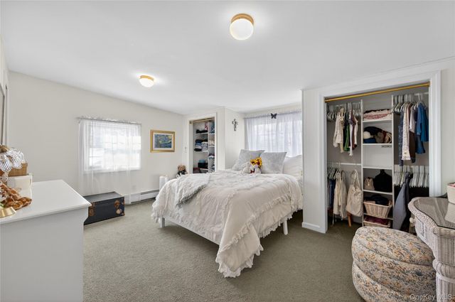 148 Malts Avenue, West Islip, NY 11795