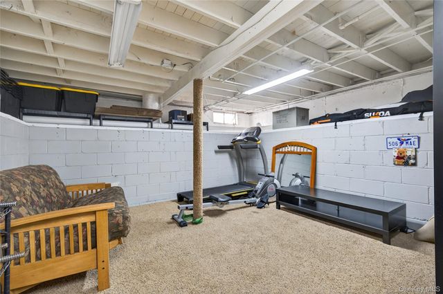 148 Malts Avenue, West Islip, NY 11795