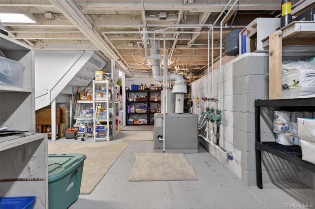 148 Malts Avenue, West Islip, NY 11795