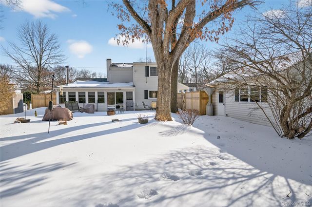 148 Malts Avenue, West Islip, NY 11795