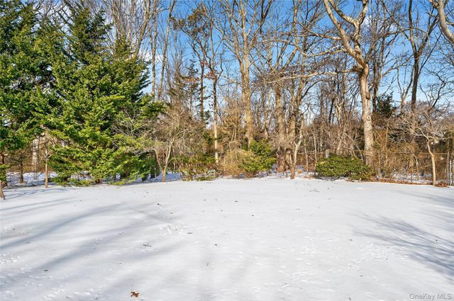 148 Malts Avenue, West Islip, NY 11795